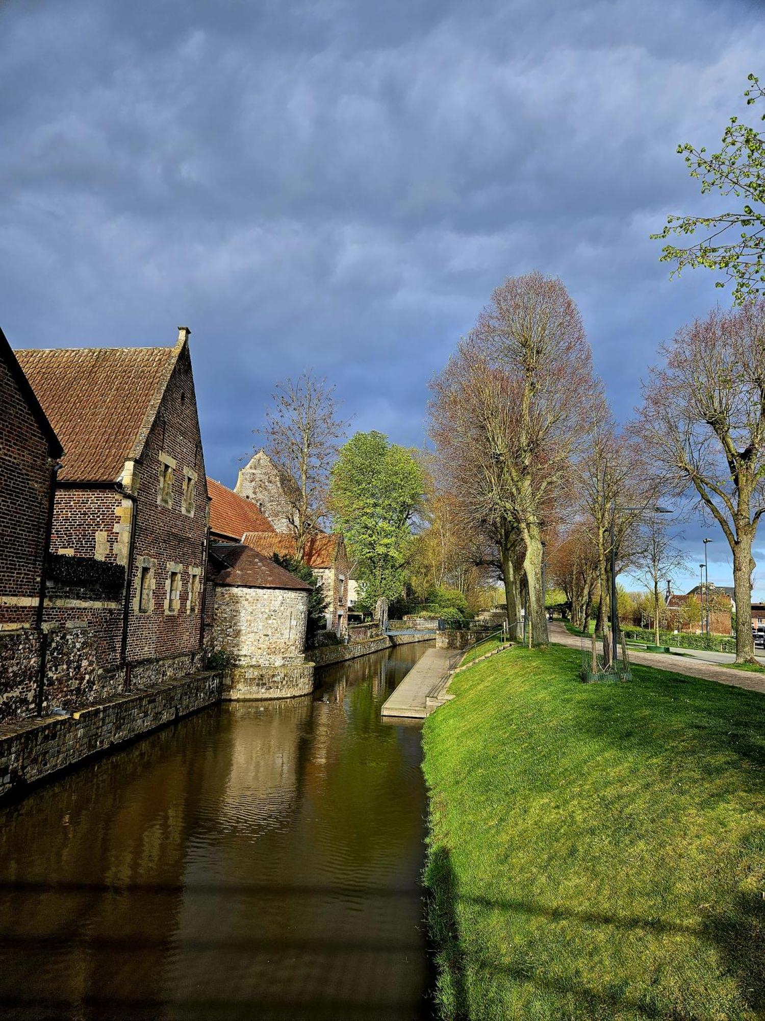 Appartamento Begijnhof Historica Tongeren Esterno foto